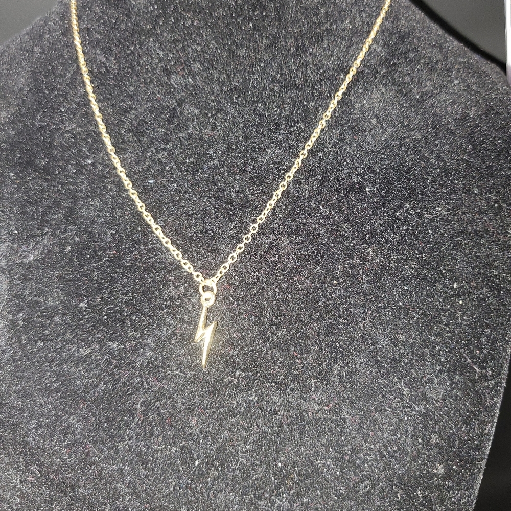 ⬇️$29 GOLD LIGHTING BOLT NECKLACE - Picture 6 of 10